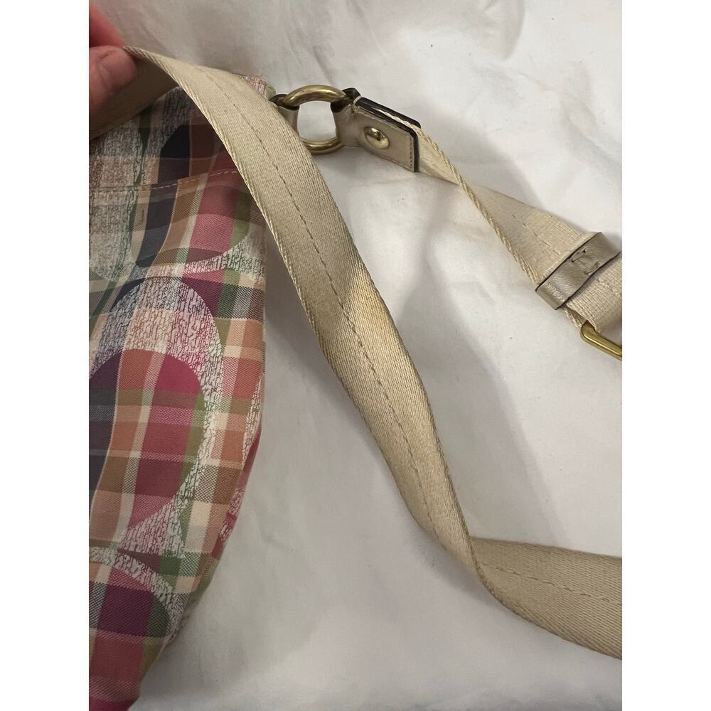 Coach Pink Tan Poppy Daisy Madras Signature Plaid Adjustable Crossbody Bag GS - Picture 5 of 5